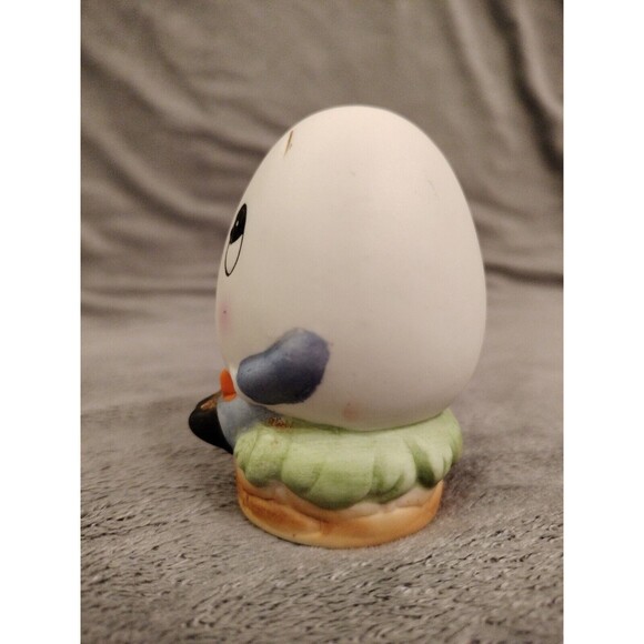 Lefton Anthropomorphic Mr & Mrs Humpty Dumpty Salt and Pepper Shakers Vintage - Picture 3 of 12